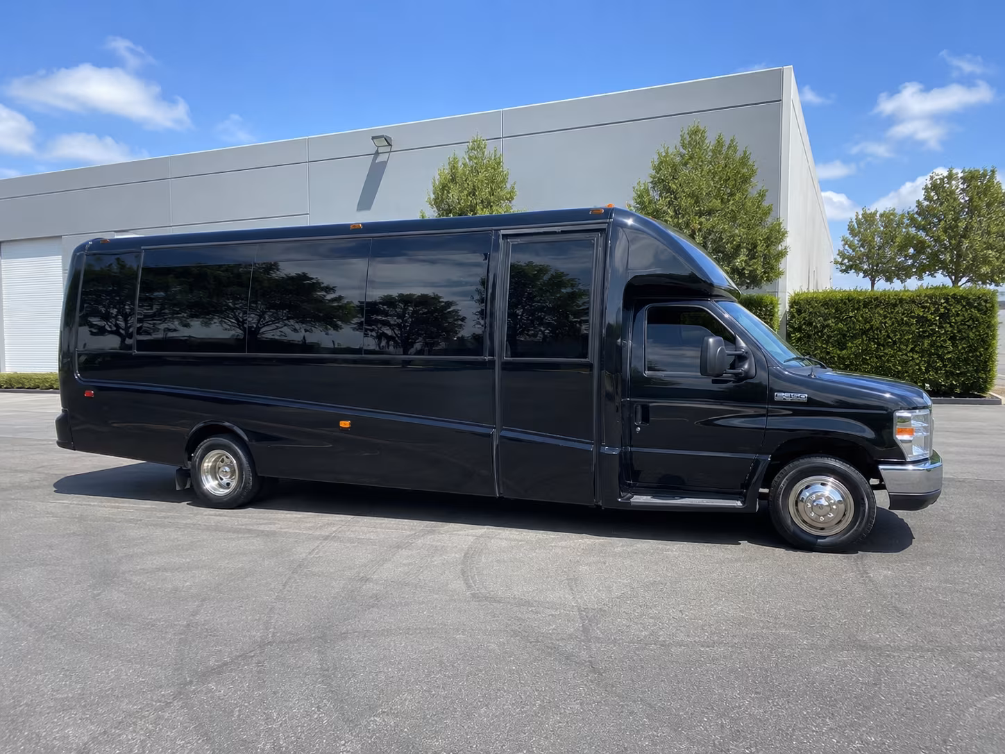 affordable riverside prom party bus prices split across your group